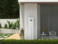 Nowoczesny magazyn energii SolaX przy domu. Dowiedz się, ile kosztuje magazyn energii i jak działa.