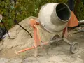 Jak zrobić beton B20 w betoniarce - uniknij najczęstszych błędów