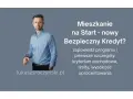 Mężczyzna w niebieskiej koszuli prezentuje "Mieszkanie na Start - nowy Bezpieczny Kredyt?". Poznaj szczegóły programu.