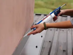 Dlaczego silikon nie zasycha? Odkryj przyczyny i rozwiązania