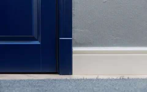 Jaką listwę przypodłogową wybrać, aby uniknąć błędów w aranżacji?