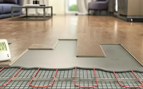 Panele podłogowe laminowane – co to znaczy i dlaczego warto je wybrać?