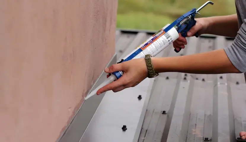 Dlaczego silikon nie zasycha? Odkryj przyczyny i rozwiązania