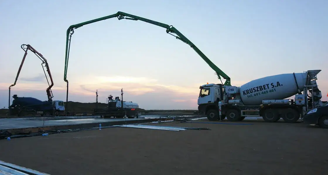 Zdjęcie Ile kosztuje beton na fundamenty? Sprawdź, co wpływa na ceny
